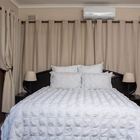 Dyna Guest House Durban Luaran gambar